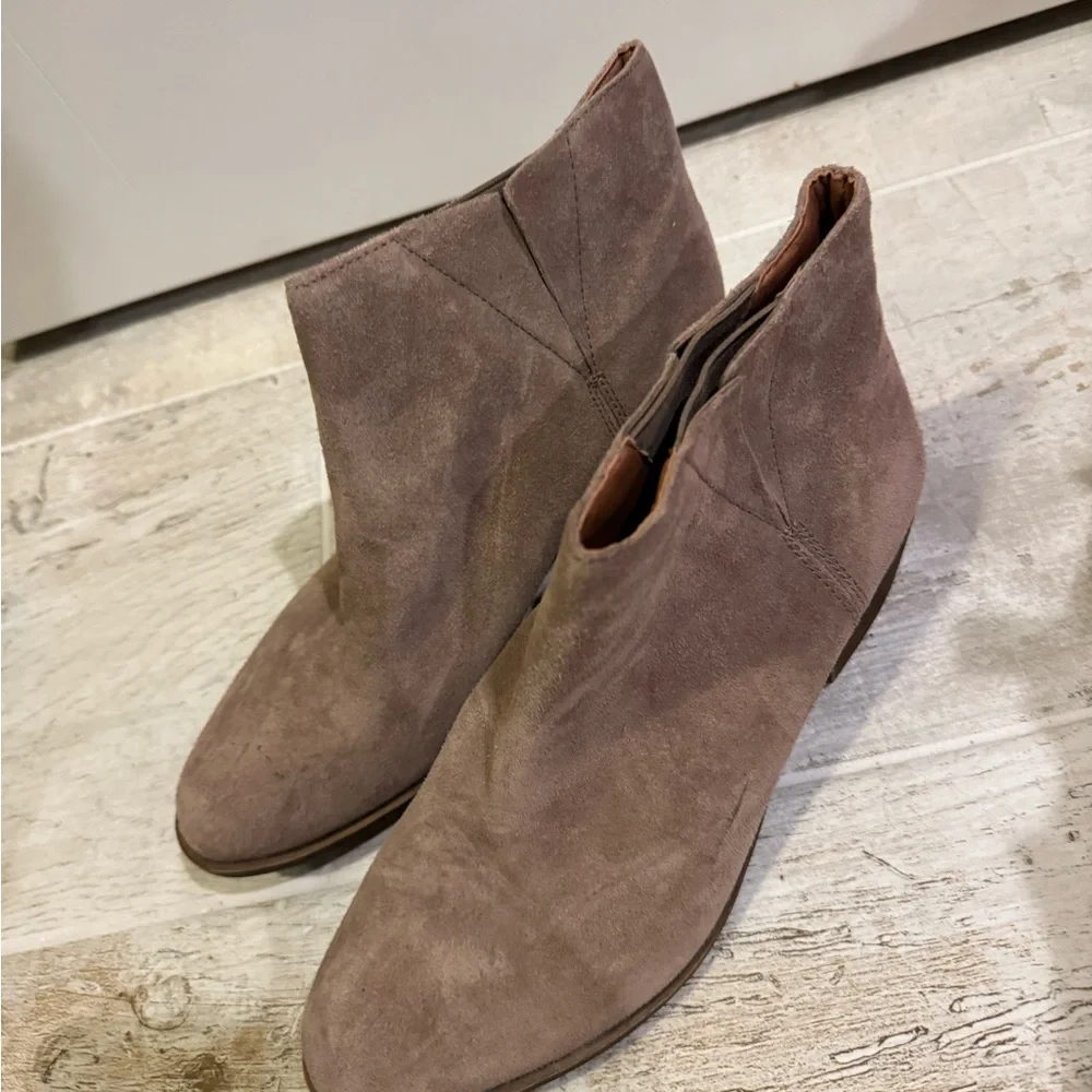 Lucky Brand Brown Suede Slip On Ankle Booties Size 8.5